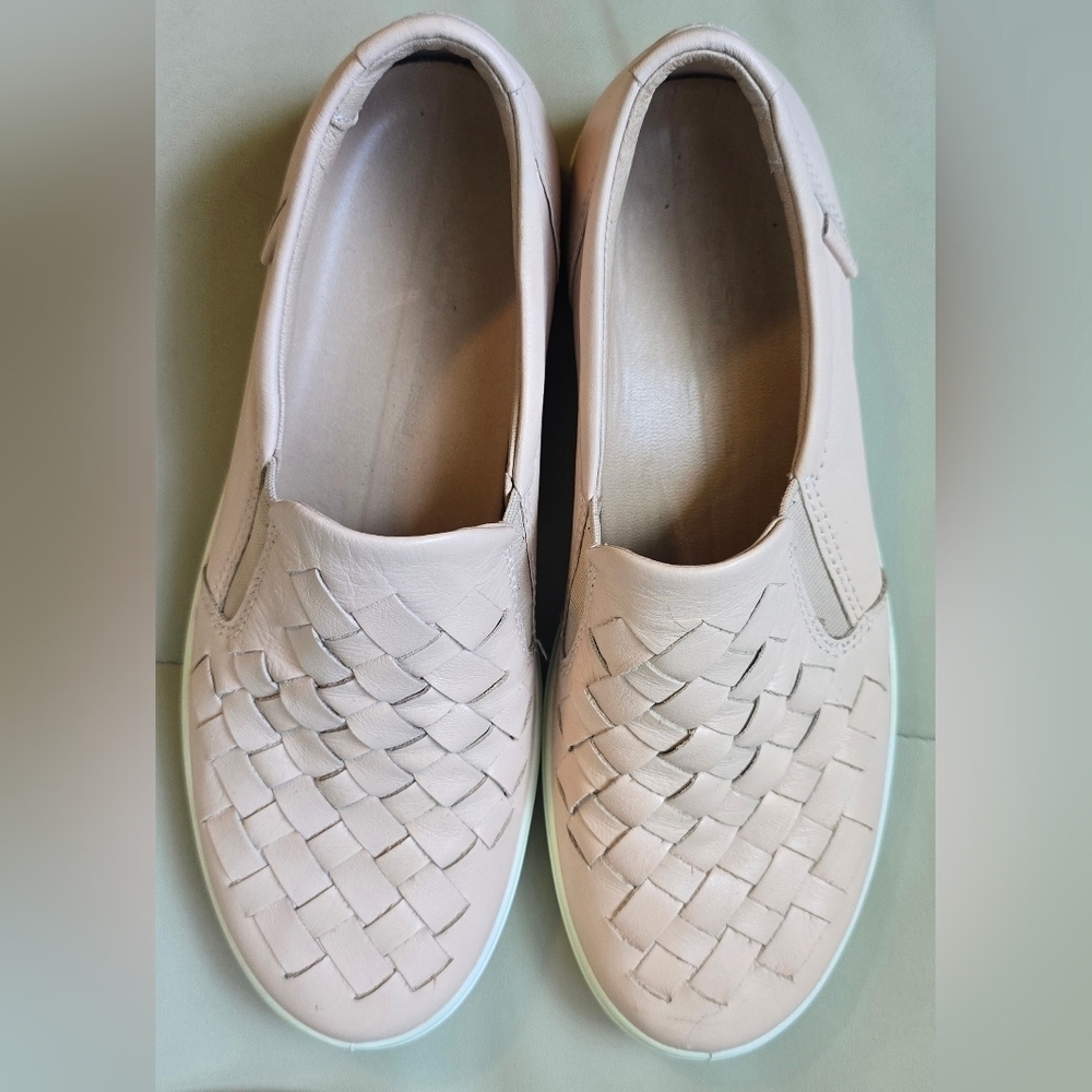 ECCO Women’s SOFT Size 7 Woven Slip On Leather Sneaker Walking Shoe Size 6 PINK - Picture 11 of 12